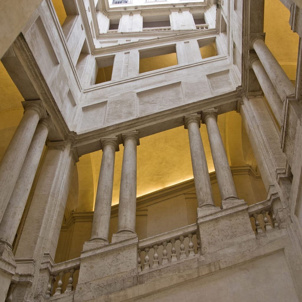 scala palazzo barberini bernini